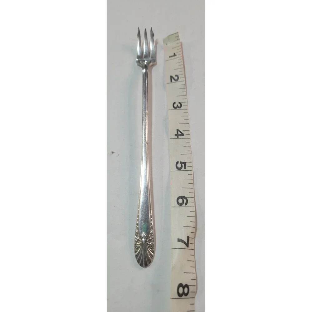 Crown Silverplate Cocktail Fork Vintage Seafood Oyster Shell Floral Handle 7.5in